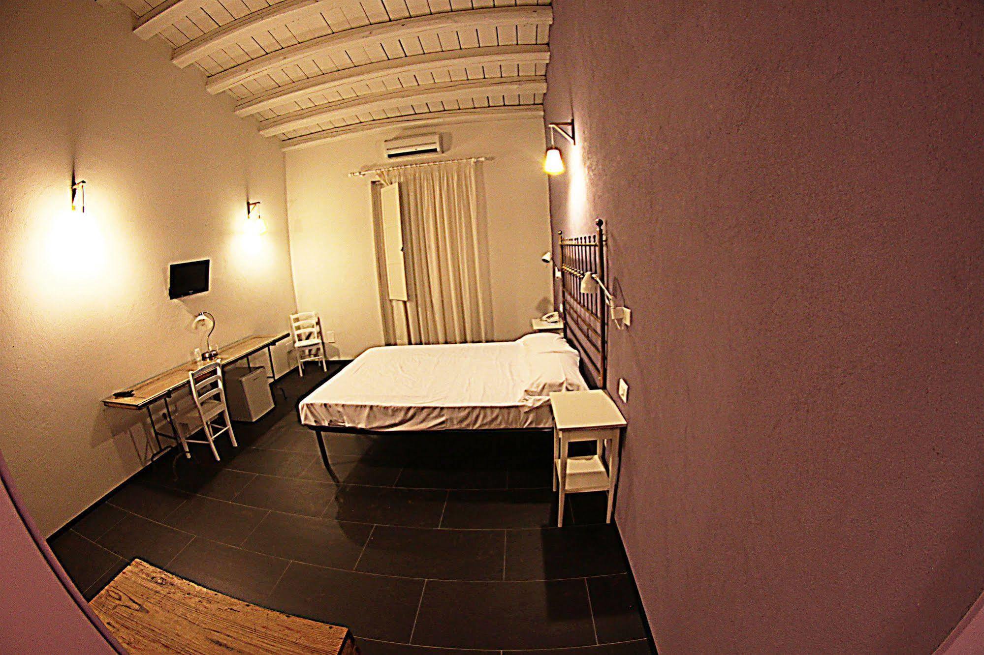 Boutique Hotel Molo S Lucia Syracuse Esterno foto