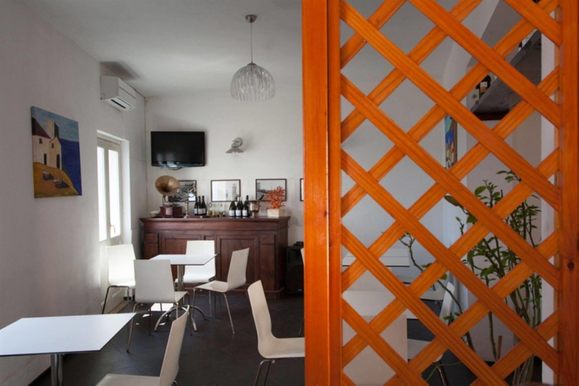Boutique Hotel Molo S Lucia Syracuse Esterno foto