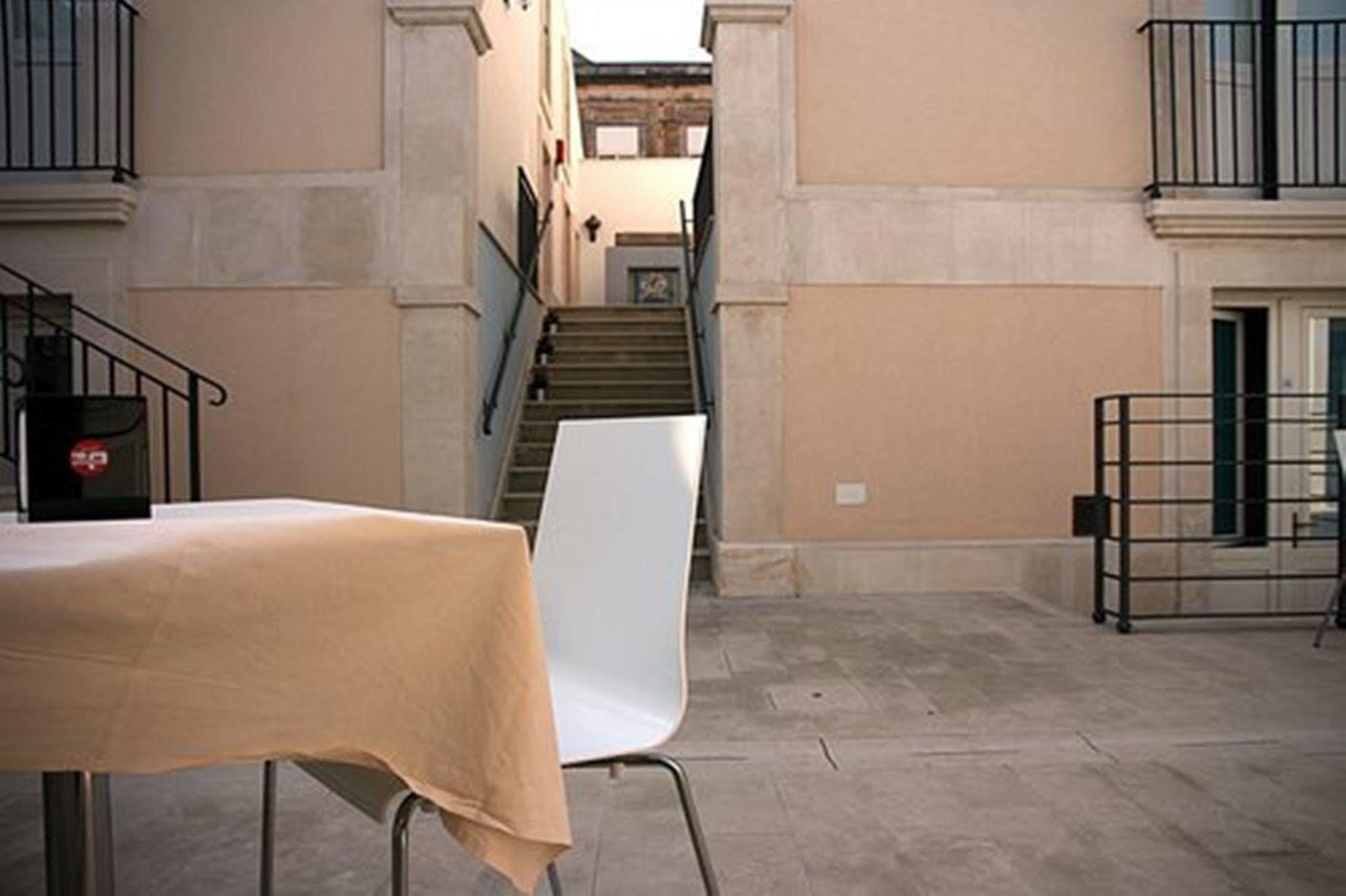 Boutique Hotel Molo S Lucia Syracuse Esterno foto