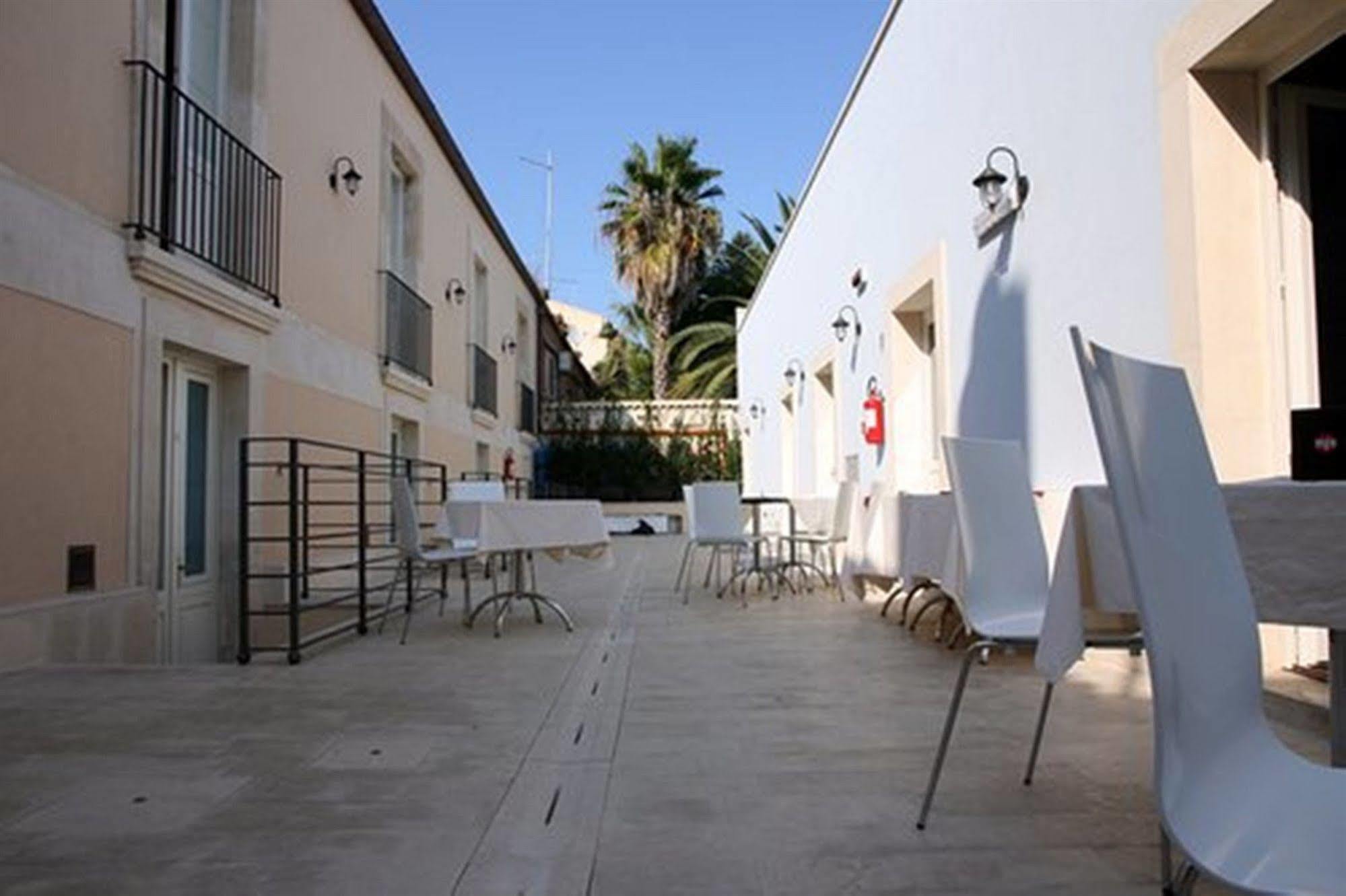 Boutique Hotel Molo S Lucia Syracuse Esterno foto